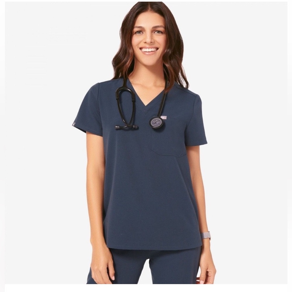 FIGS XS Dark Harbor Catarina Scrub Top